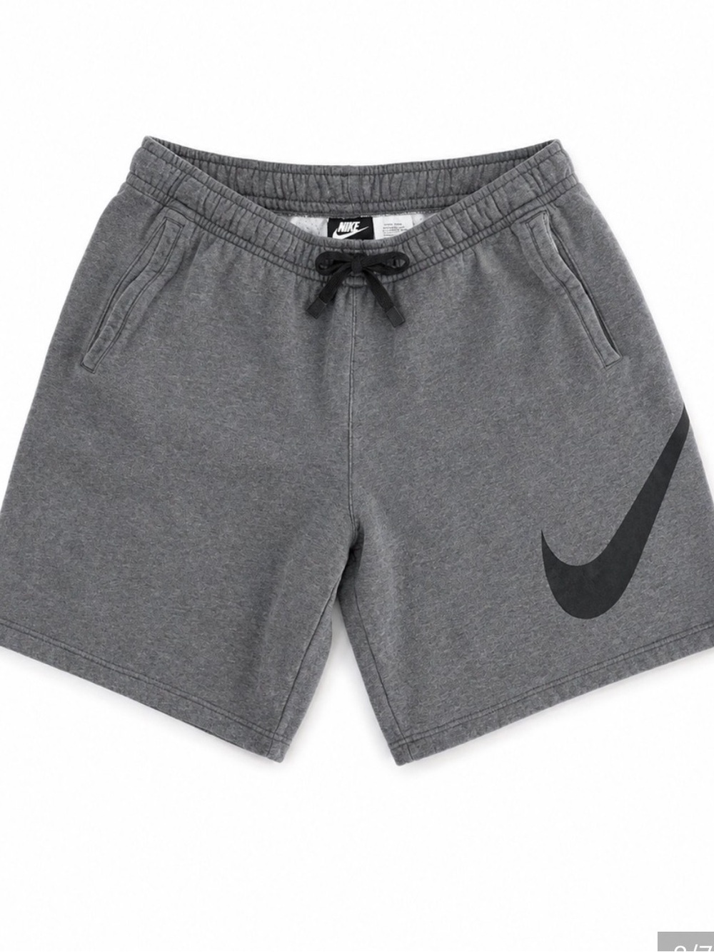 NIKE YOUTH ATHLETIC SWEAT SHORTS β SIZE SMALL β GRAY - Picture 4 of 7